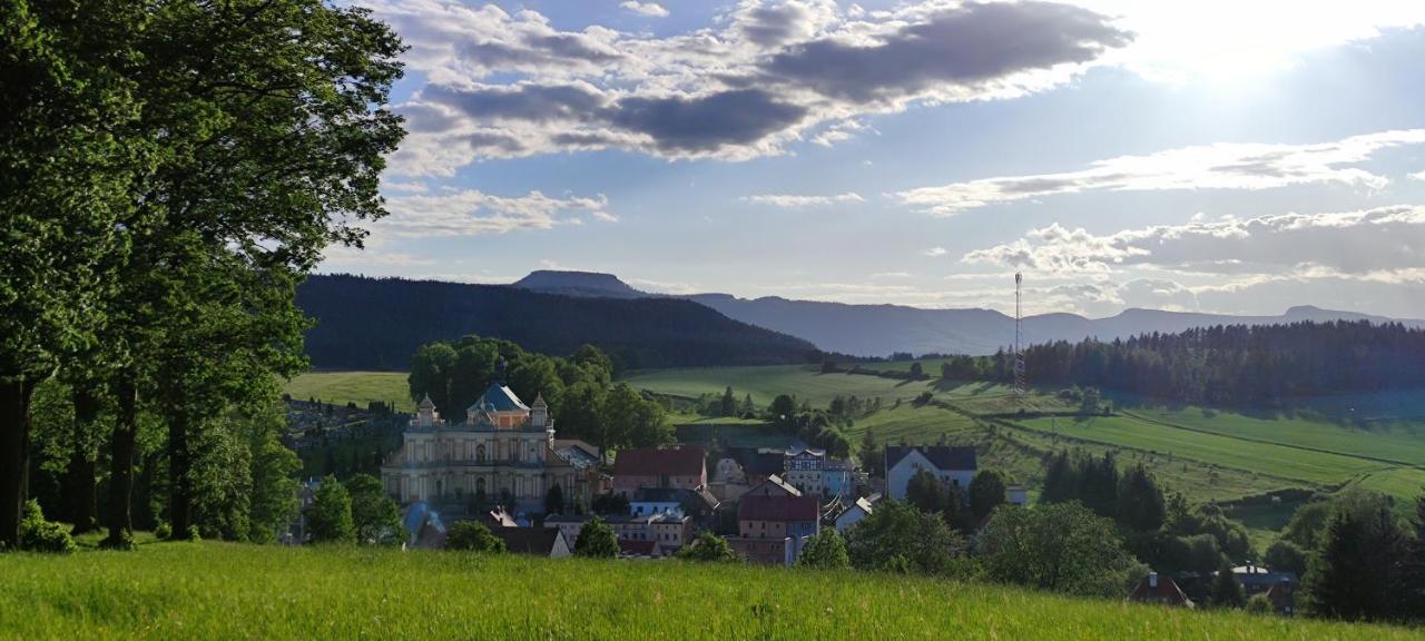 Zielona Roza Bauernhof *